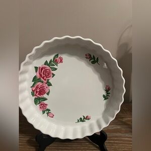 Christineholm rose pattern porcelain quiche/pie dish